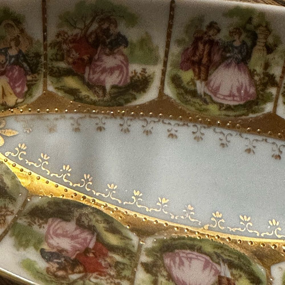 Porcelain Vintage Platter depicting a courting couple!  Beautiful detail - Picture 4 of 8